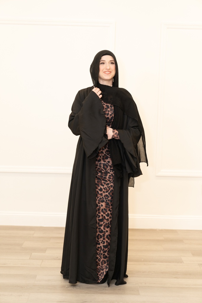 Tiger print abaya outfit