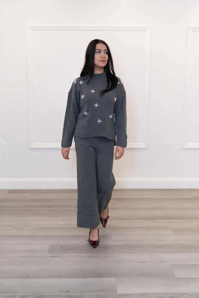 Comfortable and stylish set
