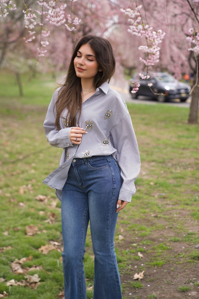 All Eyes are on you, Shirt